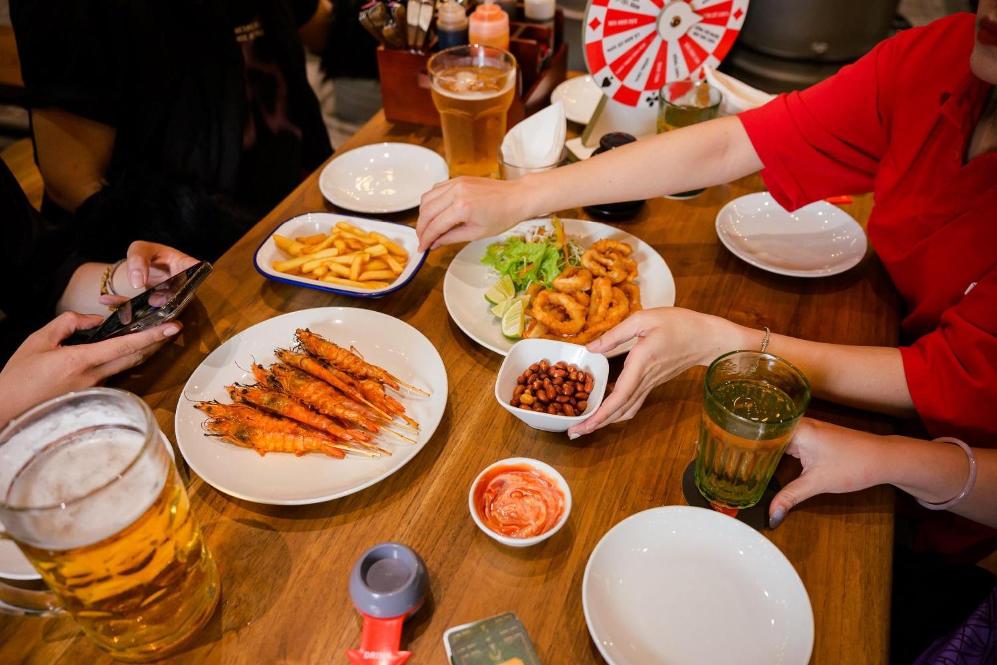 Wink Hotel Can Tho Ninh Kieu Wharf - 24Hrs Stay & Rooftop Pool Bar Kültér fotó