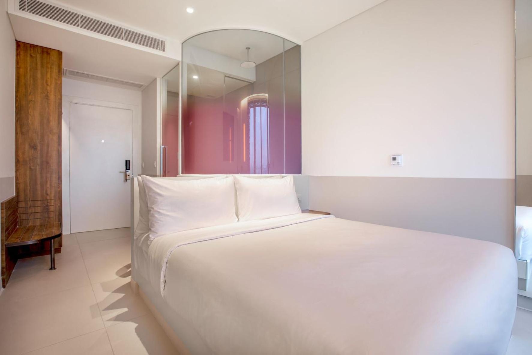 Wink Hotel Can Tho Ninh Kieu Wharf - 24Hrs Stay & Rooftop Pool Bar Kültér fotó