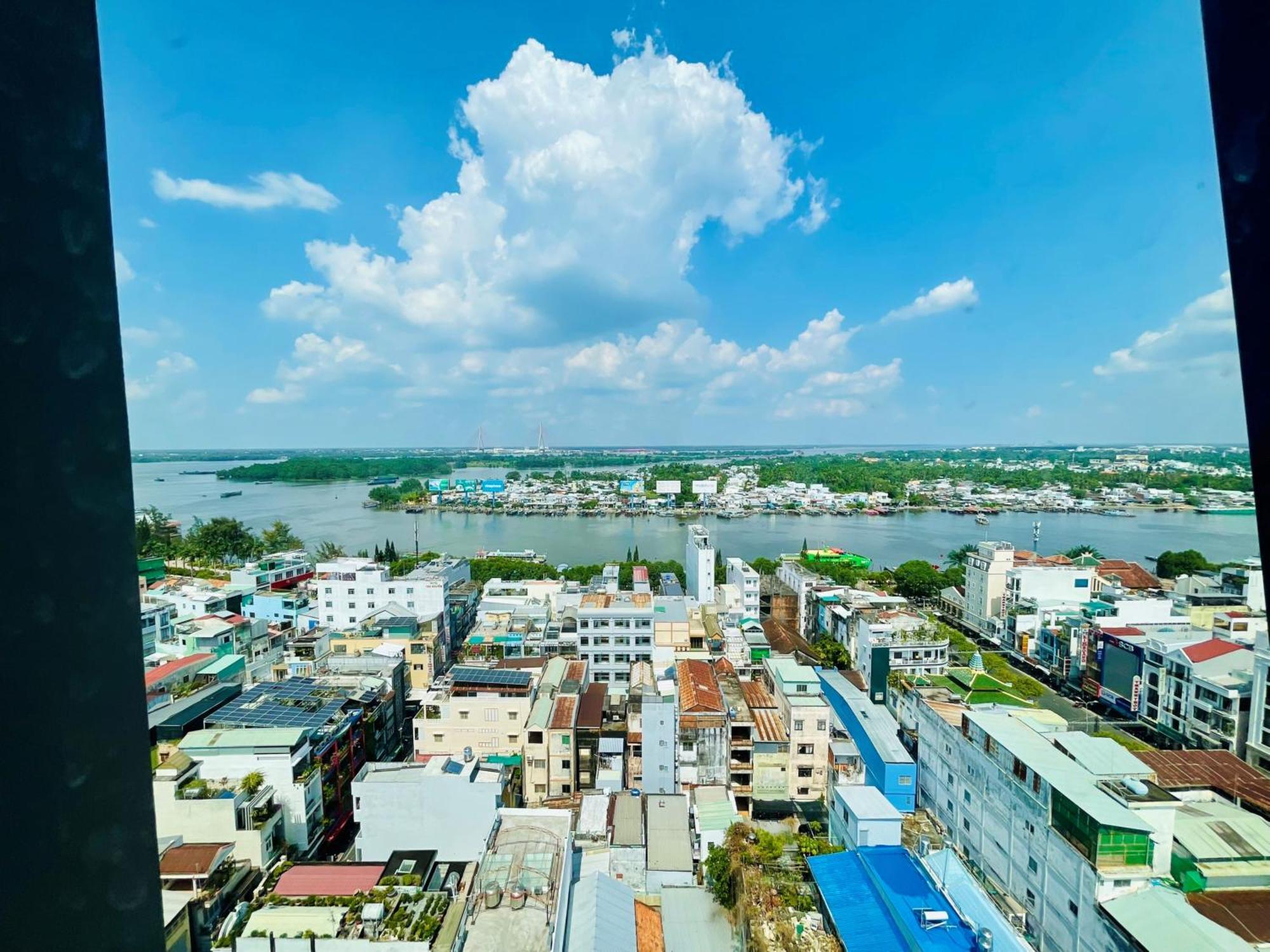 Wink Hotel Can Tho Ninh Kieu Wharf - 24Hrs Stay & Rooftop Pool Bar Kültér fotó