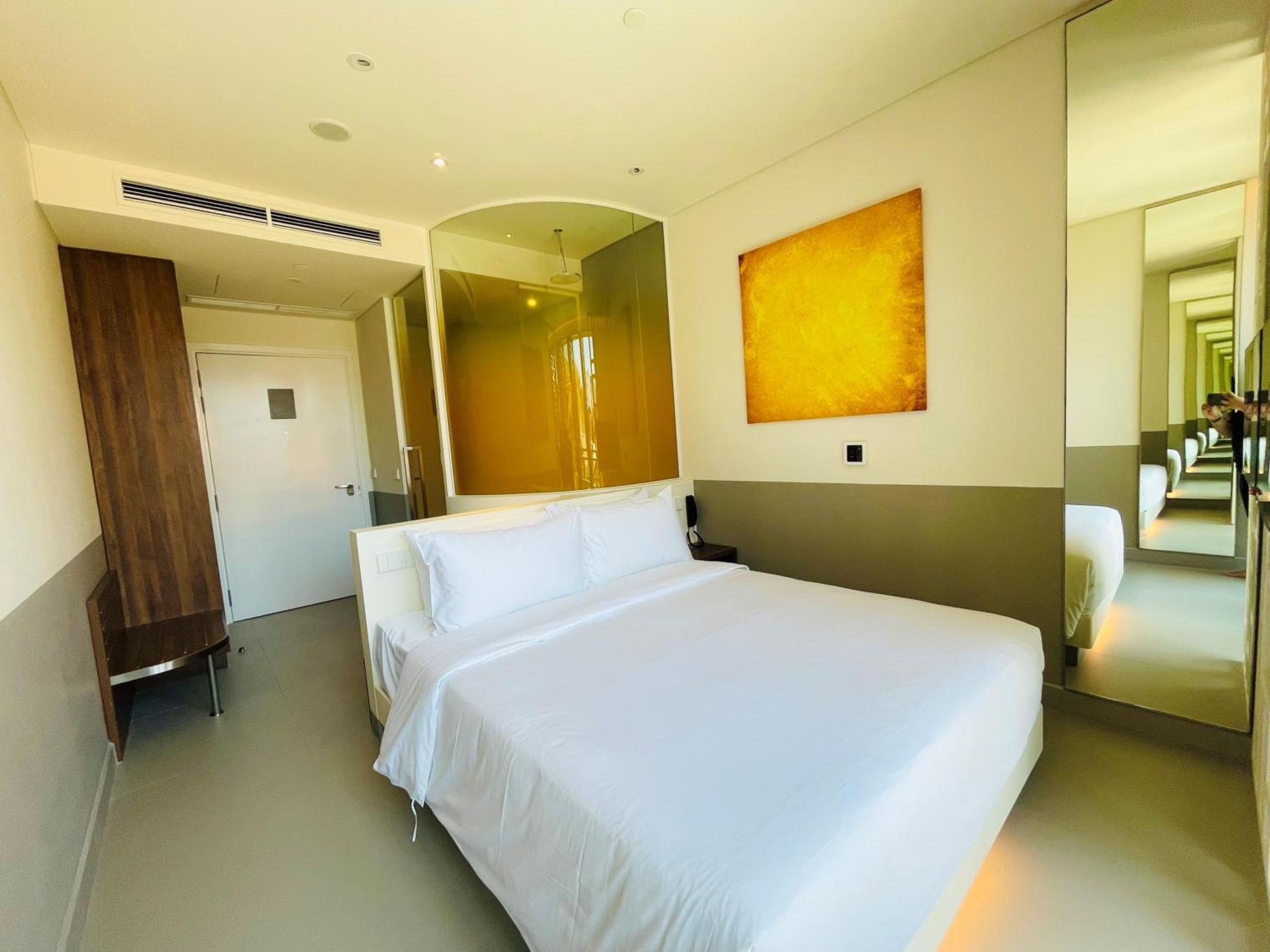 Wink Hotel Can Tho Ninh Kieu Wharf - 24Hrs Stay & Rooftop Pool Bar Kültér fotó